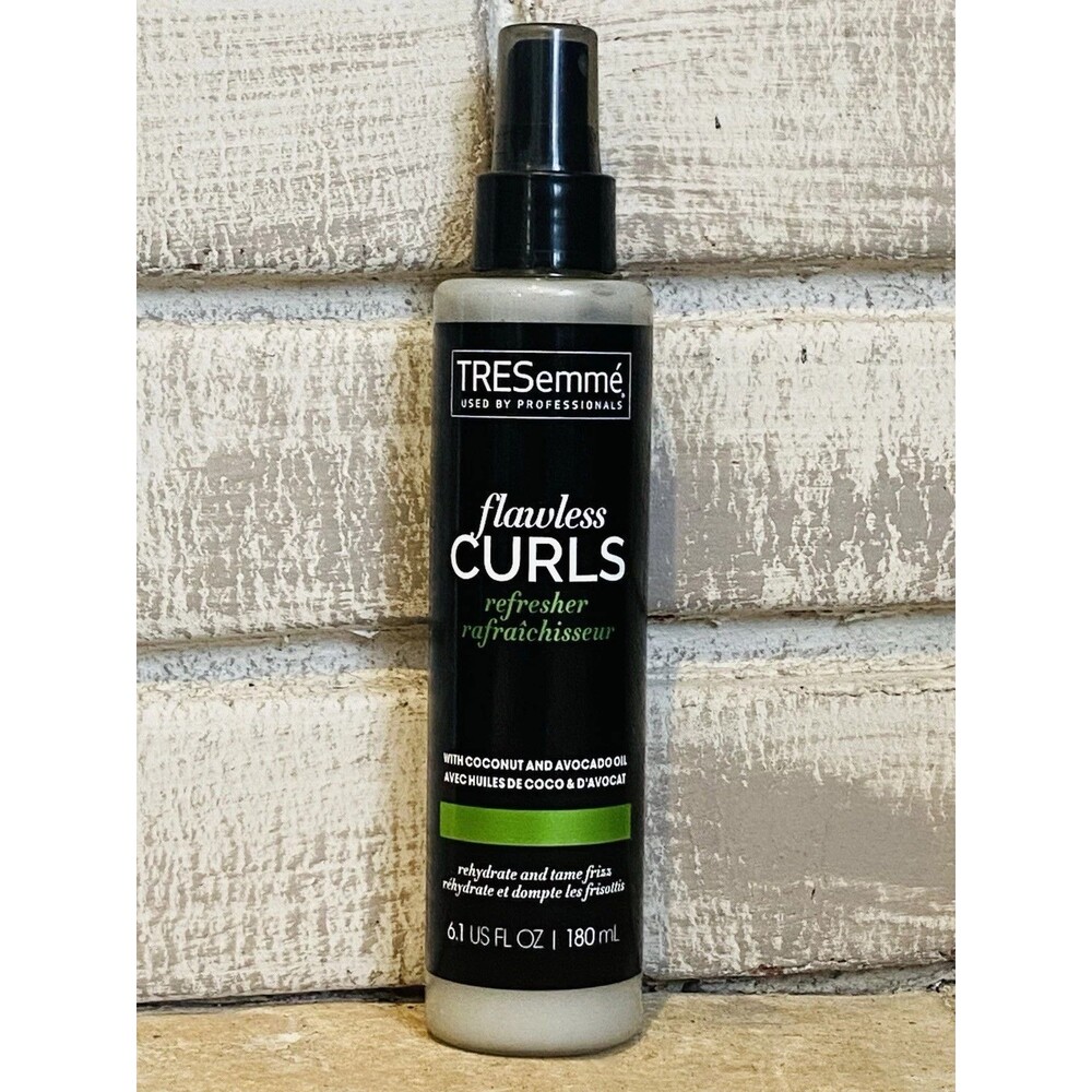 TRESemme Flawless Curls Refresher Spray w/ Coconut & Avocado Oil 6.1oz